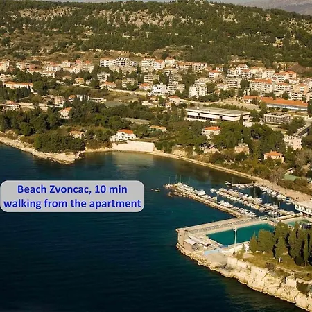 Luxury With Roofed Patio Near & Center Apartament Split